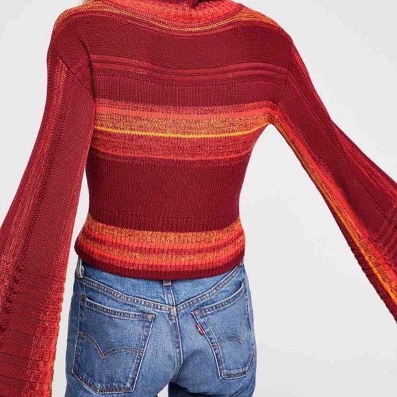 Free People Close to Me Pullover Turtleneck Sweater in Red Berry Sz S - Picture 3 of 11